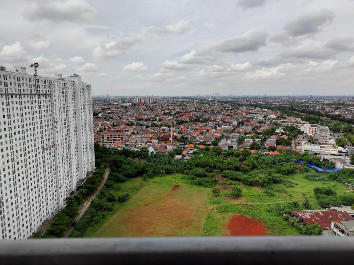 Apartemen Bassura City By Globy Property Jakarta Exterior foto